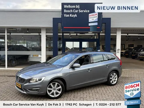 Volvo V60 2.0 T4 Nordic+ / Luxury / NL-Auto / Dealer-Onderhouden / Vol-Leder / Schuif-Kanteldak / St
