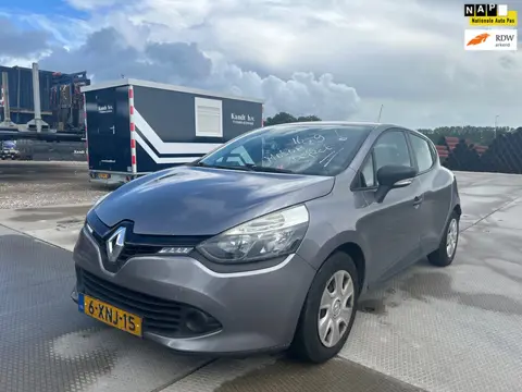 Renault Clio Renault Clio 0.9 TCe Authentique | 2014 | Benzine | Handgeschakeld | SCHADE AUTO