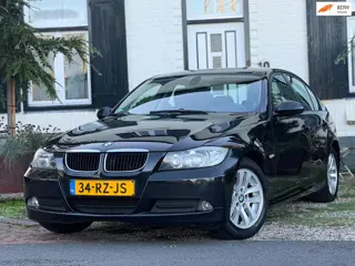 BMW 3-serie 318i Dynamic Executive