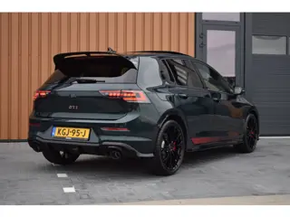 Foto 19 van Volkswagen Golf 2.0 TSI GTI Clubsport Edition 50 325pk | Panoramadak
