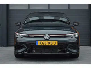 Foto 15 van Volkswagen Golf 2.0 TSI GTI Clubsport Edition 50 325pk | Panoramadak