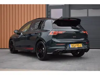 Foto 12 van Volkswagen Golf 2.0 TSI GTI Clubsport Edition 50 325pk | Panoramadak