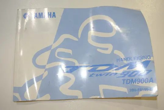 INSTRUCTIEBOEKJE Yamaha TDM 2001 - 2004