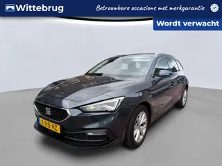 SEAT Leon Sportstourer 1.5 TSI 130pk Style Launch Edition / Navigatie / APP / LM 16 inch / Parkeerse