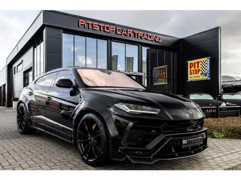 Lamborghini Urus 4.0 V8 Novitec 782pk, Wide-Body en uitlaat, Massage, 23 inch, Full Option!