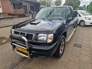 Nissan Pick-up 2.5 king Cab
