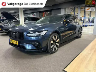 Volvo V90 2.0 T8 Plug-in hybrid AWD Ultimate Dark / Panoramadak / leder / trekhaak / camera / Harman