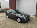 Foto 26 van Ford Focus Wagon 1.6-16V Automaat Airco Cruise Trekhaak