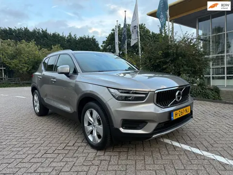 Volvo XC40 1.5 T3 Momentum Pro