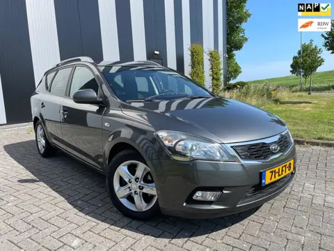 Kia Cee'd 1.4 CVVT X-ecutive Airco-Carplay-Cruise-Lmv-Elekpakket