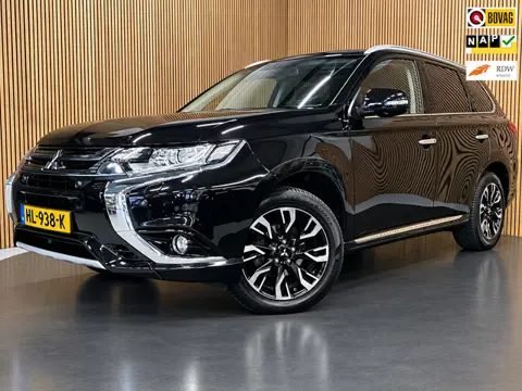 Mitsubishi Outlander 2.0 PHEV Executive Edition|AFN.TREKHAAK|LEDER|STOELVERW.|NAVI|CAMERA|CRUISE+CLI