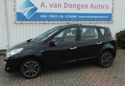 RENAULT SCENIC 2.0 BOSE Automaat,Leer,Pano,Navi,Trhaak,Camera
