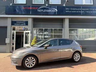 SEAT Leon 1.0 EcoTSI Style Business Intense Automaat 2017 Navi,16Inch,Cv,Cruise