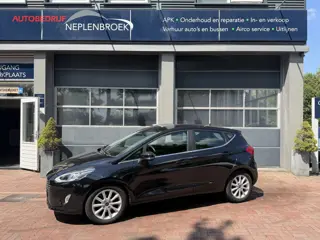 Ford Fiesta 1.0 EcoBoost Titanium 4-2018 • 74 kW / 101 PK • Benzine • Automaat • Stoel & Stuurverwar