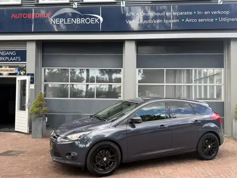 Ford Focus 1.6 EcoBoost Titanium Bj 2013 Navi,17Inch,Clima,Cruise