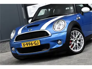 Foto 20 van MINI 3-deurs 1.6 John Cooper Works Chili H&k - Cruise - Clima