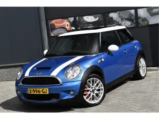 Foto 19 van MINI 3-deurs 1.6 John Cooper Works Chili H&k - Cruise - Clima