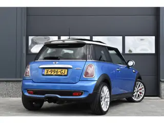 Foto 17 van MINI 3-deurs 1.6 John Cooper Works Chili H&k - Cruise - Clima