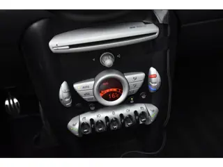 Foto 14 van MINI 3-deurs 1.6 John Cooper Works Chili H&k - Cruise - Clima