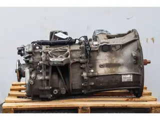 Mercedes-Benz G211-12KL MP4 OM471 715352G2205208 (bj 2019)