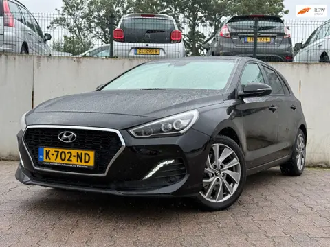 Hyundai I30 1.4 T-GDI Comfort/AUTOMAAT/NAVI/CAMERA/CRUISE/FLIPPERS/93834 KM/