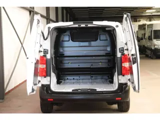 Foto 14 van Fiat Scudo 1.5 MULTIJET 120PK NAVIGATIE AIRCO Fiat Scudo 1.5 MULTIJET 120PK NAVIGATIE