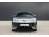 Foto 22 van Volkswagen T-Roc 1.5 TSI R-Line Edition 150pk - ACC - Blindspot - Navi - Camera -Stoel/Stuurverwarmi