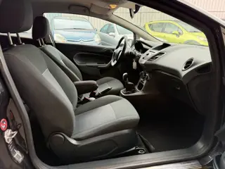 Foto 13 van Ford Fiesta 1.25 S-Edition Nette Auto 1 Jaar APK