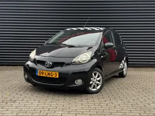 Foto 16 van Toyota Aygo Toyota Aygo 1.0-12V Comfort | Airco | Toerenteller | Elektr. Ramen | Centrale Vergrendel