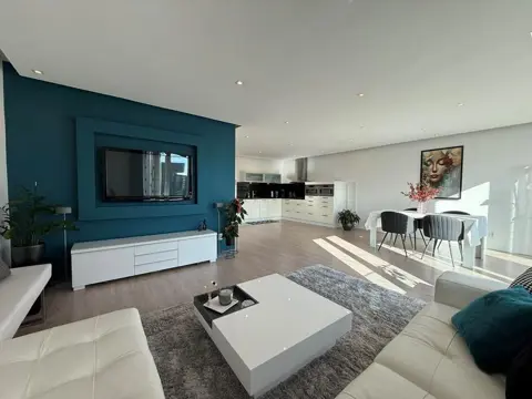 Woning aan de Meer en Vaart te Amsterdam