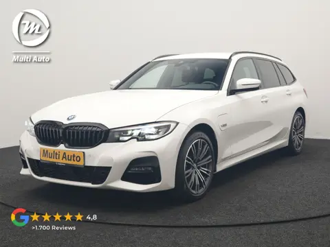 BMW 3 Serie Touring 320e xDrive M Sport PHEV Dealer O.H. | Camera | Alcantara Sportstoelen & Stuur V