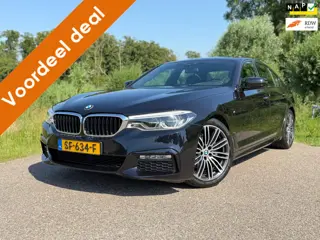 BMW 5-serie 520i High Executive M-Sport / Automaat / Camera / Climate Control / Goed Onderhouden / N