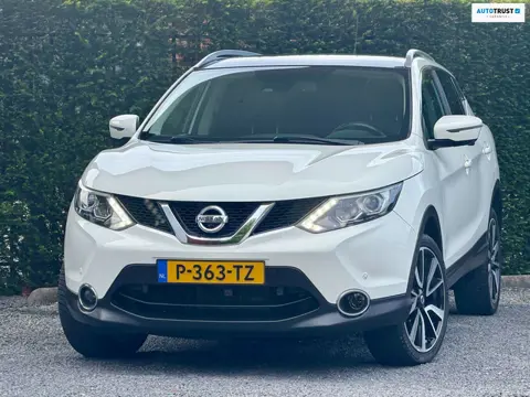 Nissan Qashqai 1.2 Tekna | PDC | 360 CAMERA | AUTOMAAT