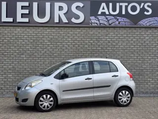 Toyota Yaris 1.3 VVTi Comfort Airco/Trekhaak