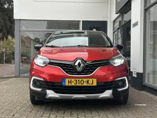Foto 14 van Renault Captur 1.3 TCe 150 EDC Intens | Easy Life Pack | Voorstoelen verwarmd | Pack Premium | Armst