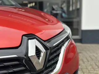Foto 13 van Renault Captur 1.3 TCe 150 EDC Intens | Easy Life Pack | Voorstoelen verwarmd | Pack Premium | Armst