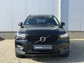 Foto 13 van Volvo XC40 1.5 T4 Recharge R-Design Expression | Adaptive | Panorama | Trekhaak | Camera