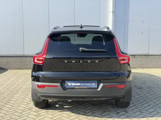 Foto 20 van Volvo XC40 1.5 T4 Recharge R-Design Expression | Adaptive | Panorama | Trekhaak | Camera
