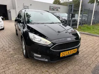 Foto 19 van Ford Focus Wagon 1.0 EcoBoost Titanium Business 1e eigenaar, 67.520 km, cruise, clima, stoel en stuu