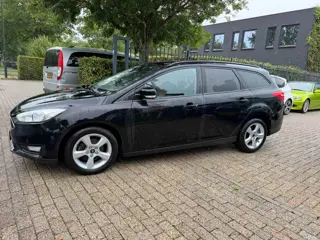Foto 12 van Ford Focus Wagon 1.0 EcoBoost Titanium Business 1e eigenaar, 67.520 km, cruise, clima, stoel en stuu