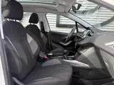 Foto 26 van Peugeot 2008 1.2 PureTech Blue Lion 2e Eigenaar|Pano|Navi|Carplay|Trekhaak|Airco|Cruise|PDC|Elek ram