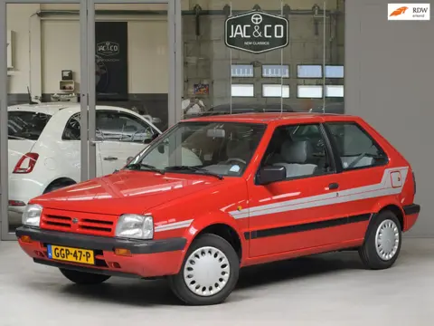 Nissan MICRA 1.2 L Automaat. Nieuwstaat incl. Folders/Documentatie