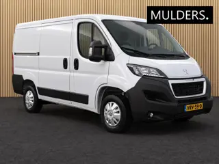 Peugeot Boxer 330 2.2 BlueHDi 120 L1H1 Asphalt TREKHAAK/NAVI/HEAVY DUTY