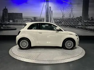 Foto 13 van Fiat 500 Icon 42 kWh