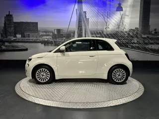 Foto 19 van Fiat 500 Icon 42 kWh