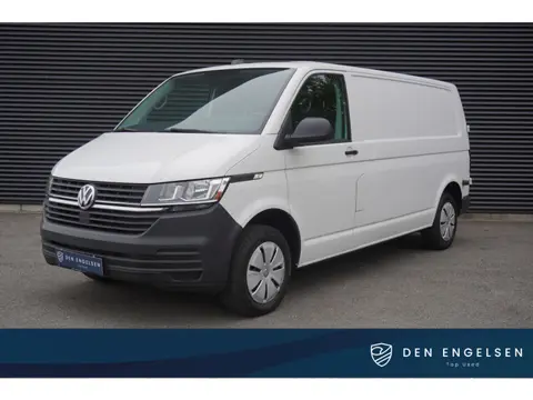 Volkswagen Transporter 150pk L2H1 Apple Carplay Parkeersensoren Navigatie Achterdeuren Cruise contro