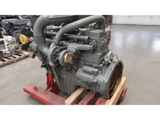 Isuzu E120