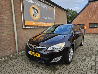 Opel Astra Sports Tourer 1.4 Turbo Cosmo (bj 2012)
