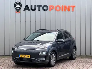 Hyundai Kona EV Premium 64 kWh Warmtepomp SOH 100% FASE 3 Verkeersbordassistent