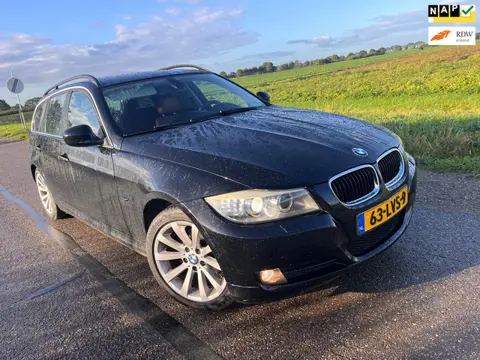 BMW 3-serie Touring 318i high executive / leder